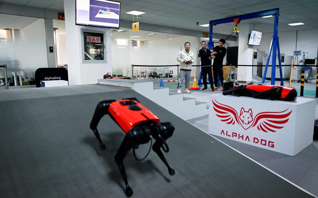 Conoce al AlphaDog: empresa china desarrolla perros robot