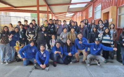 Comienzan talleres de robótica y videojuegos de Fundación Mustakis en alianza con UACh