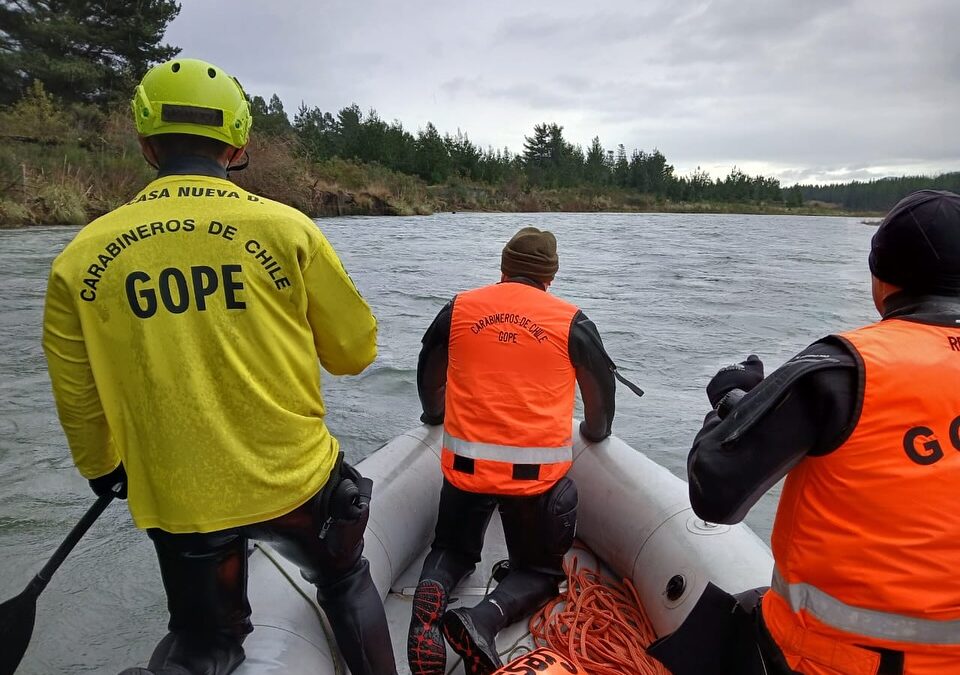 GOPE continúa búsqueda de Víctor Soto en el río Nilalhue con apoyo de robot submarino