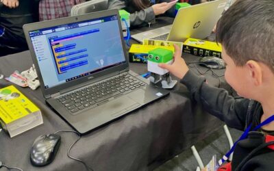 “Mi primer robot”: 500 estudiantes de Renca participaron de la primera convención de robótica y programación de la comuna